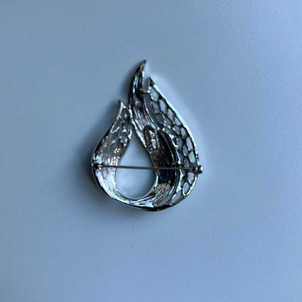 Vintage silver brooch
